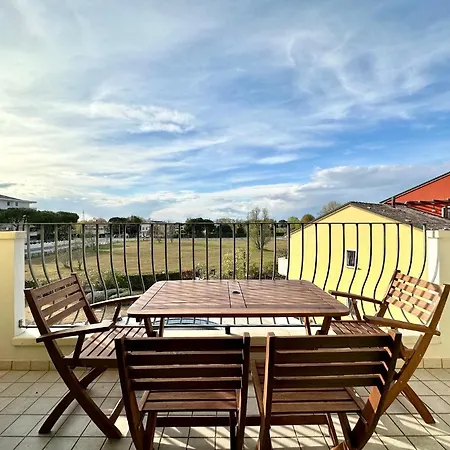 公寓 Le Ginestre-carraro Immobiliare Jesolo *